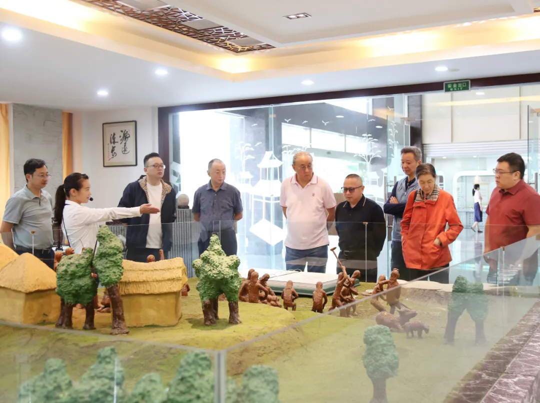 640.webp.png 640.webp.png